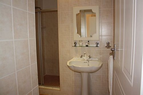 Pension Tariman Inn Guest House 9