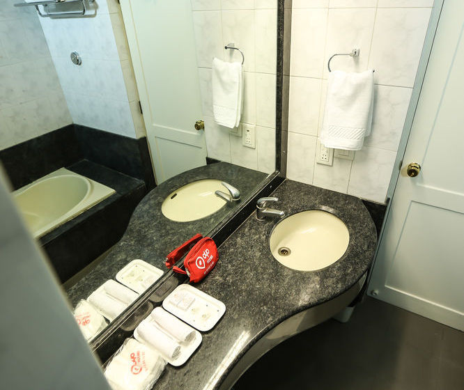 Hotel Oyo Rooms Majestic 17