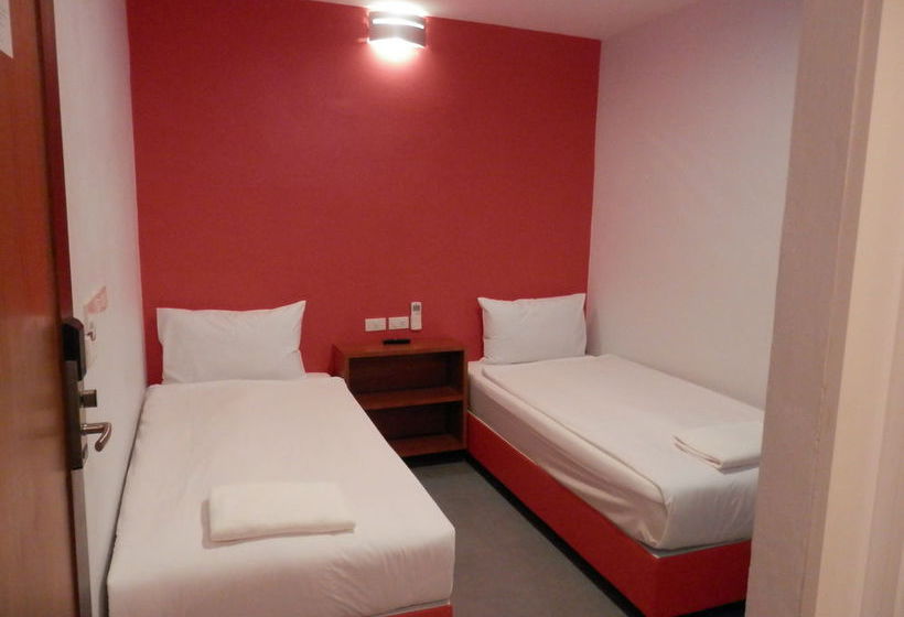 Hotel Cheeky MonkeyŽs Samui 5