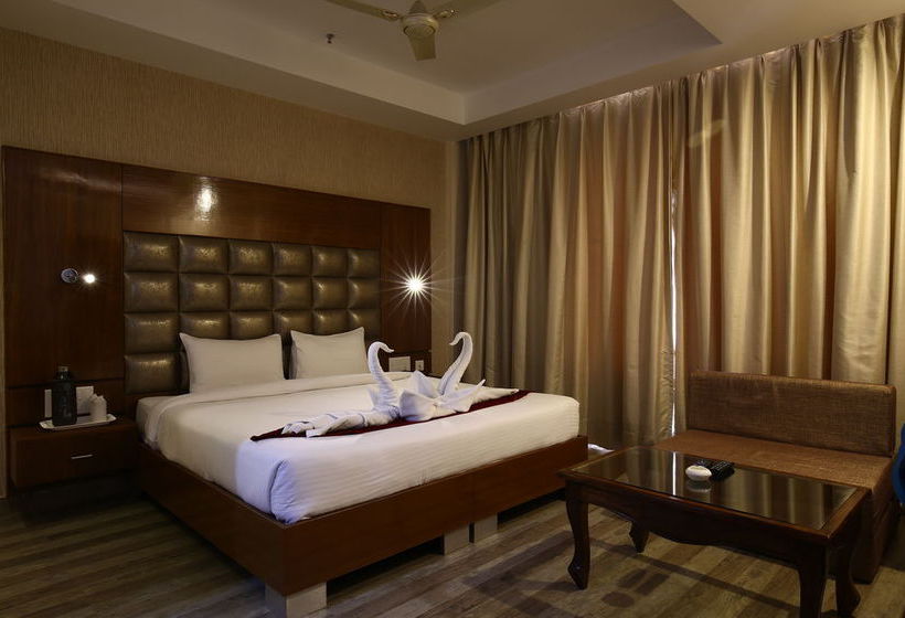 Fabhotel Chandigarh Airport 5