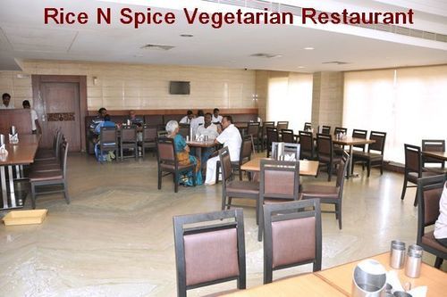 Hotel Raya S Grand 14