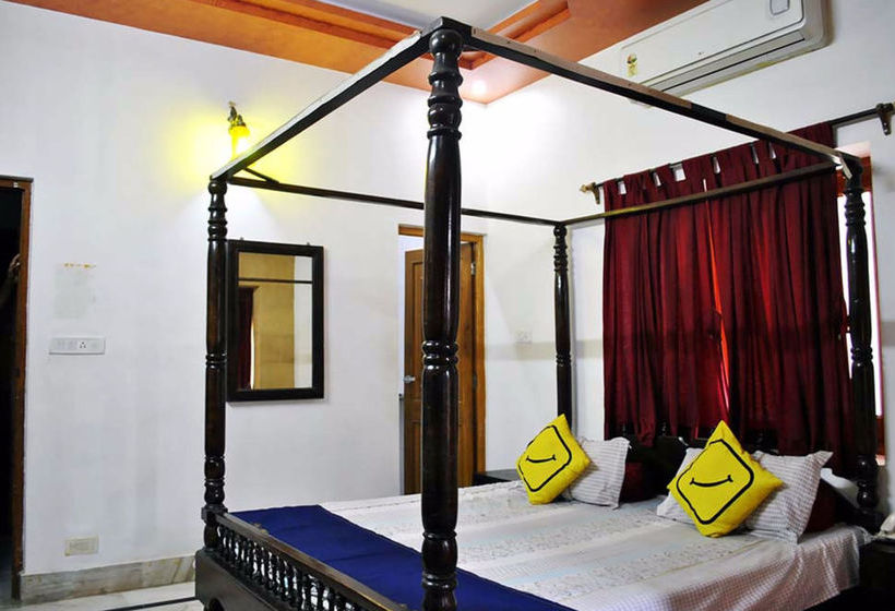 Hotel Vista Rooms At Geeta Ashram 10