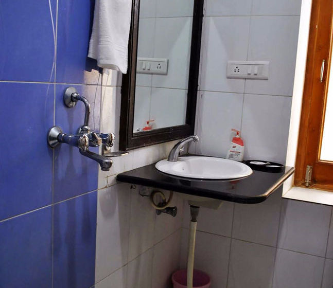 Hotel Vista Rooms At Geeta Ashram 13