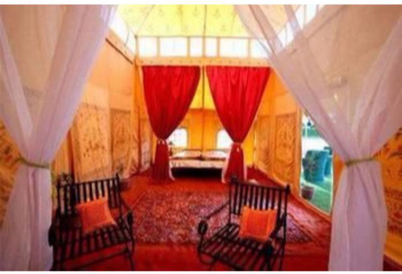 Hotel Vista Rooms At Indira Colony 5