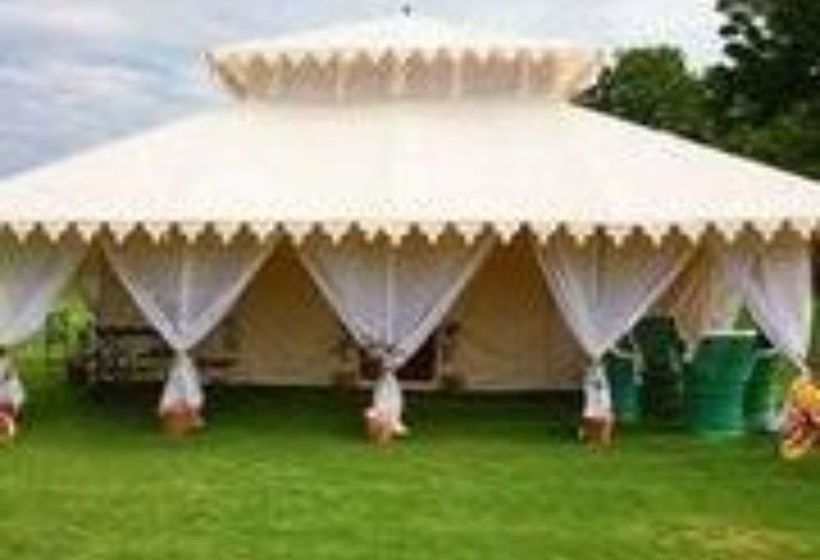 Hotel Vista Rooms At Indira Colony 6