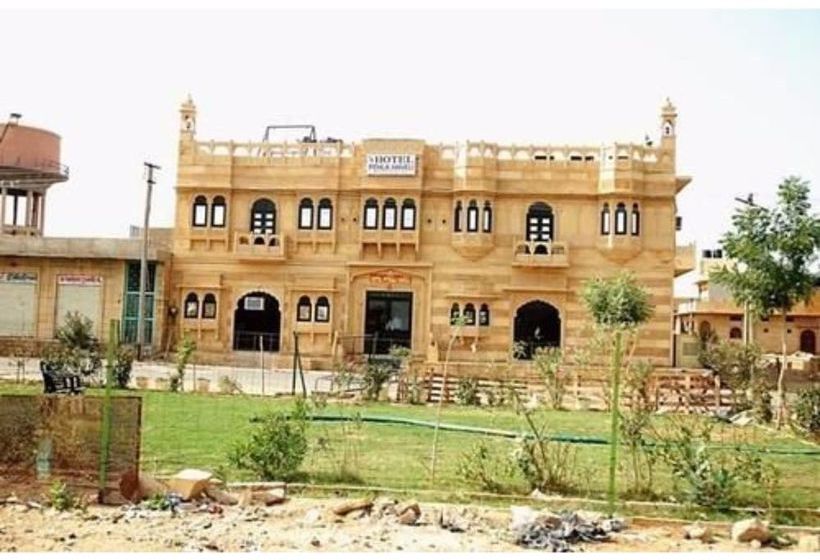 Hotel Vista Rooms At Indira Colony 9