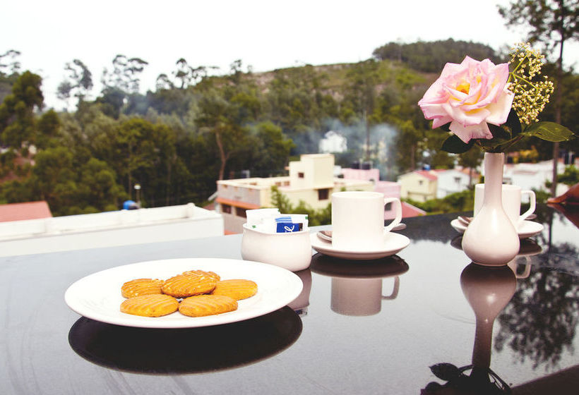 Resort Tgi Star Holidays Yercaud 4