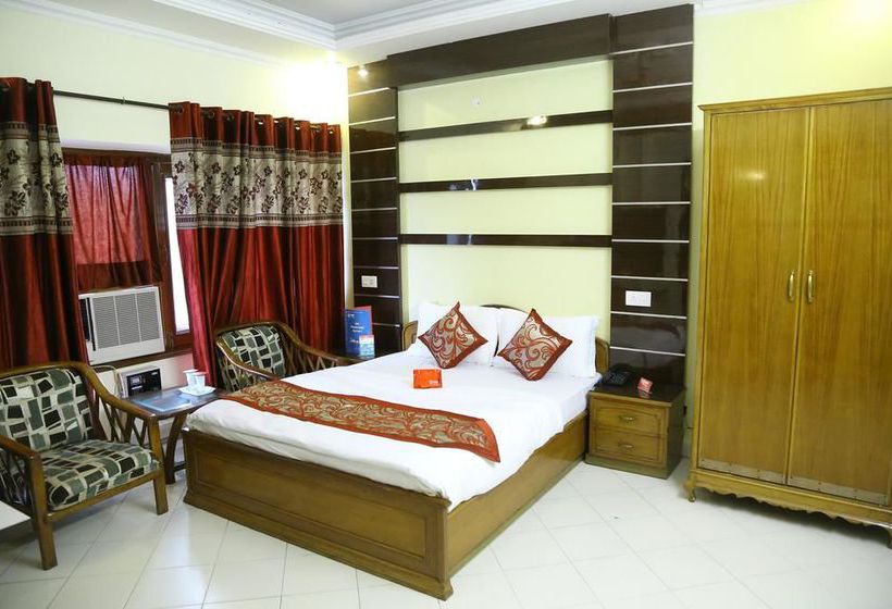 Hotel Oyo Rooms Chandigarh Sector 7 1