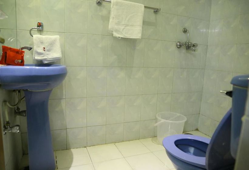 Hotel Oyo Rooms Chandigarh Sector 7 11