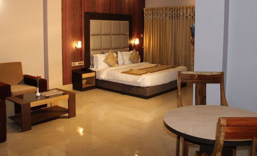 Hotel Clarks Inn Terrace Valley 5