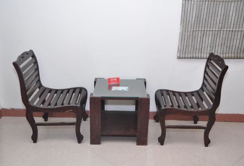 Hotel Oyo Rooms Bus Stand Entry Gate 13