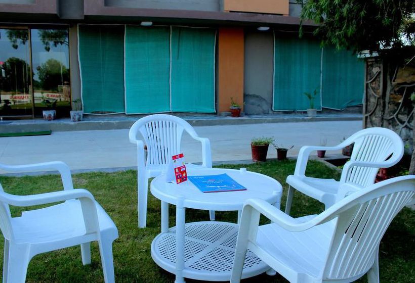 Hotel Oyo Rooms Udaipur Airport 10