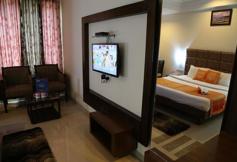 Hotel Oyo Rooms Vip Road Zirakpur 1