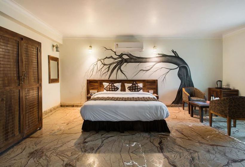 Hotel Oyo Premium Delhi Jaipur Highway 11