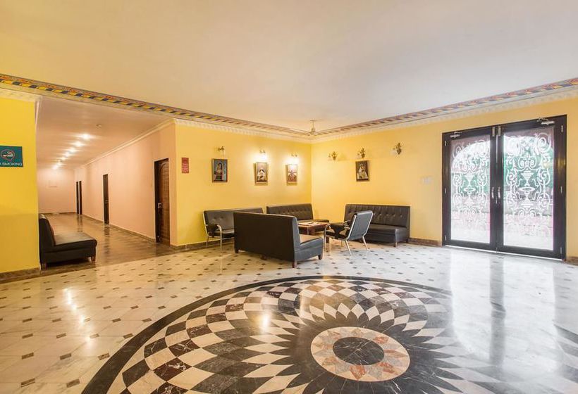 Hotel Oyo Premium Delhi Jaipur Highway 12