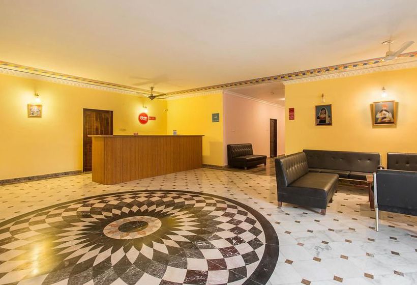 Hotel Oyo Premium Delhi Jaipur Highway 4