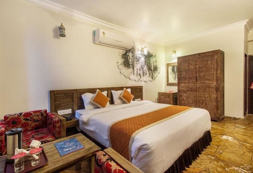 Hotel Oyo Premium Delhi Jaipur Highway 8