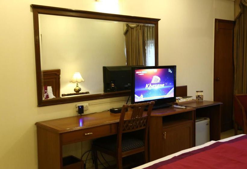 Hotel Oyo Premium Sector 22a Chandigarh 3