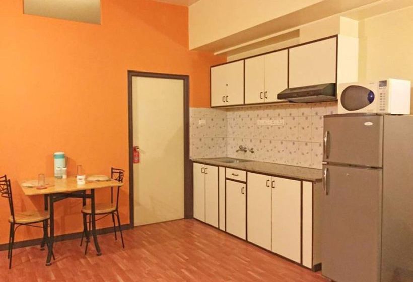 Hotel Oyo Rooms Jayamahal Road Mg Road 14