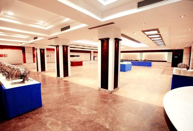 Hotel Oyo Premium Panchkula Bus Stand 15