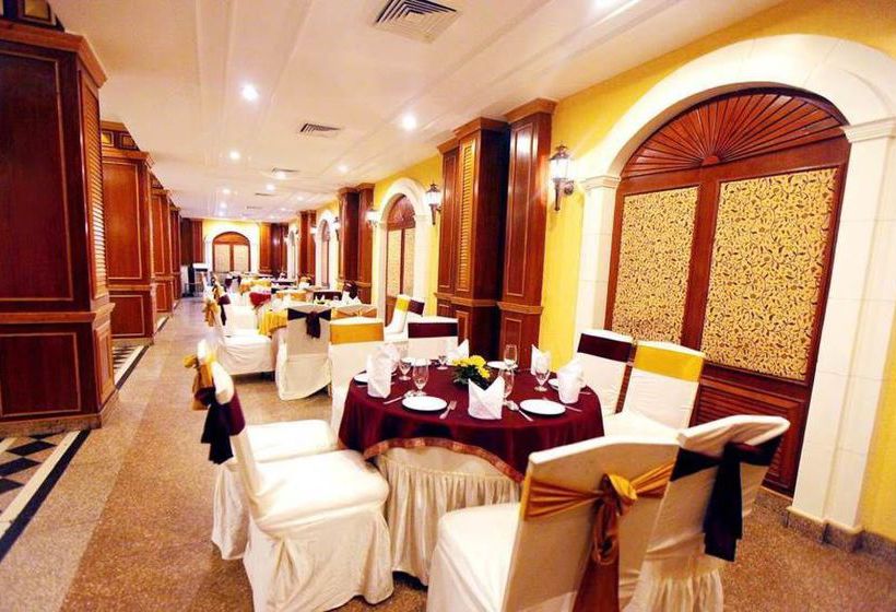 Hotel Oyo Premium Panchkula Bus Stand 16