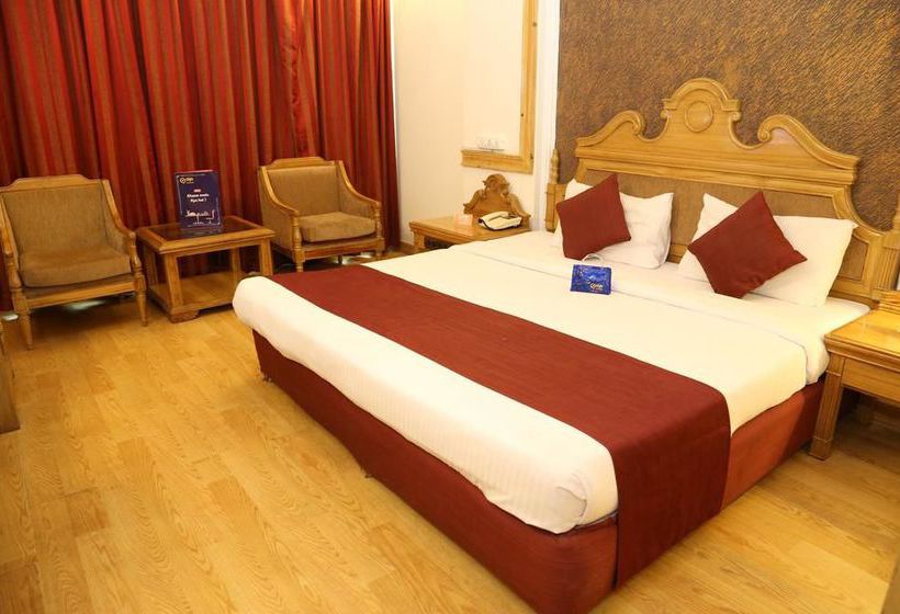 Hotel Oyo Premium Panchkula Bus Stand 5