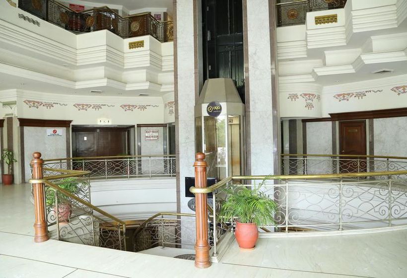 Hotel Oyo Premium Panchkula Bus Stand 8