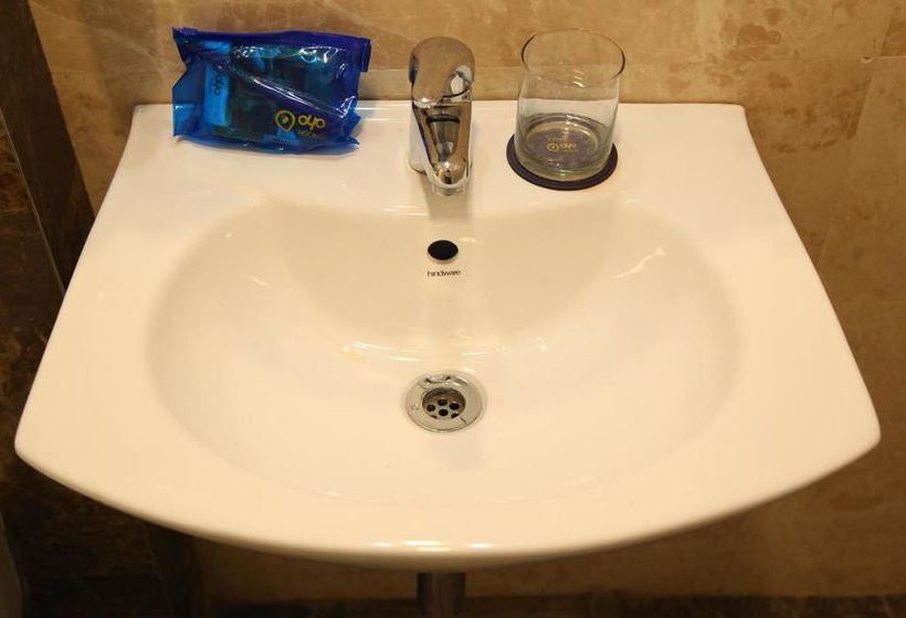 Hotel Oyo Premium Jaipur Airport 2 1