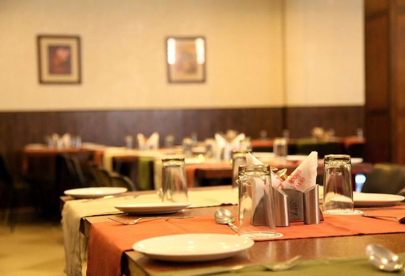 Hotel Oyo Premium Jaipur Airport 2 16