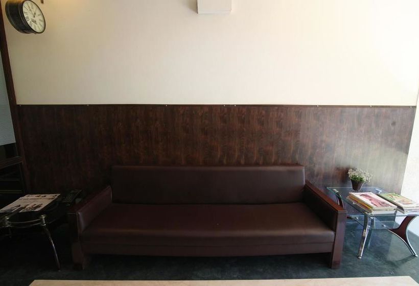 Hotel Oyo Premium Jaipur Airport 2 17