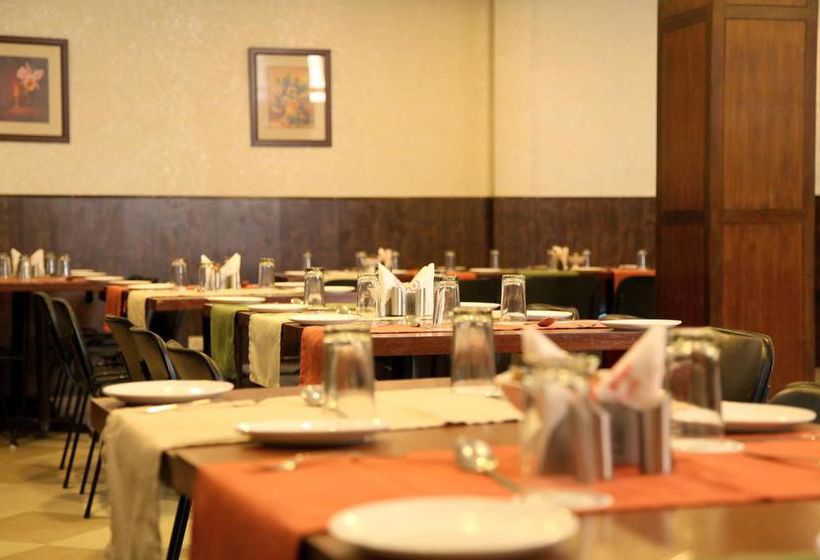 Hotel Oyo Premium Jaipur Airport 2 18