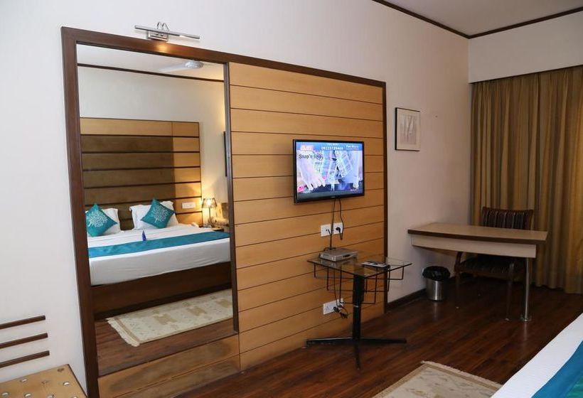 Hotel Oyo Premium Gurudwara Nada Sahib 11