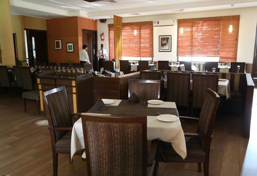 Hotel Oyo Premium Gurudwara Nada Sahib 14