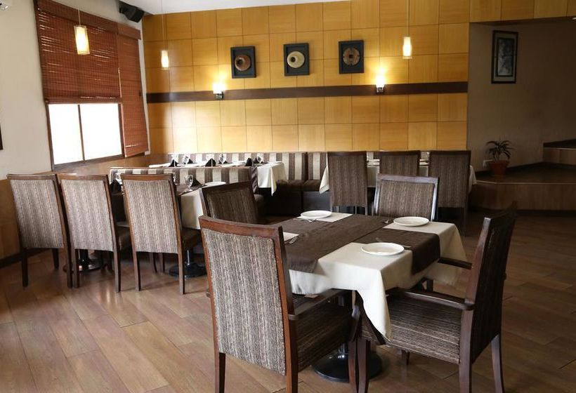 Hotel Oyo Premium Gurudwara Nada Sahib 16