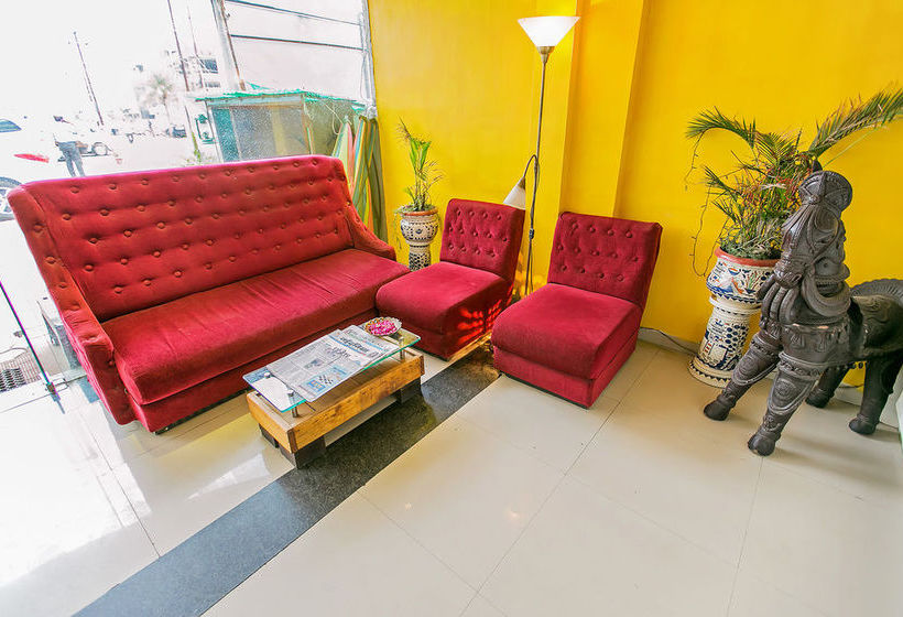 Hotel Zo Rooms Vijay Nagar C21 Mall 11