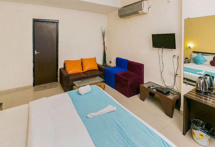 Hotel Zo Rooms Vijay Nagar C21 Mall 3