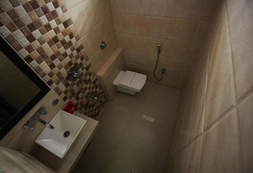 Hotel Oyo Rooms Ahmedabad Relief Road Ii Gujarat