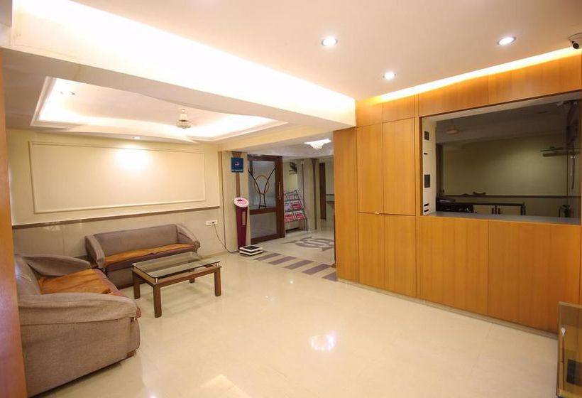 Hotel Oyo Rooms Ahmedabad Relief Road Ii 5