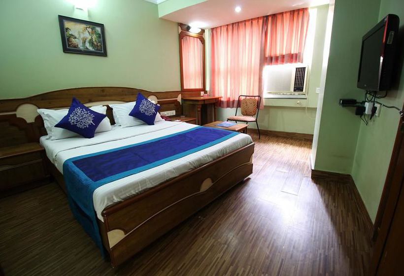 Hotel Oyo Rooms Ahmedabad Relief Road Ii 8