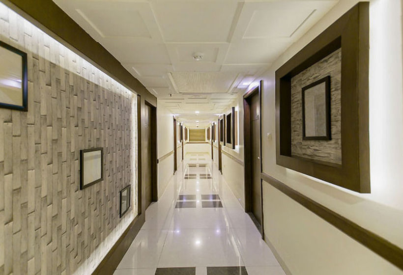 Hotel Zo Rooms Radisson Square 10