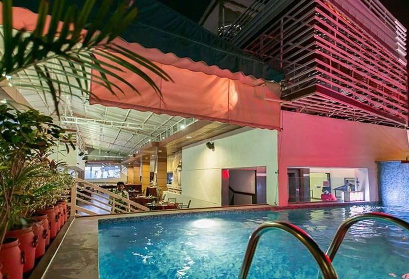 Hotel Zo Rooms Radisson Square 12