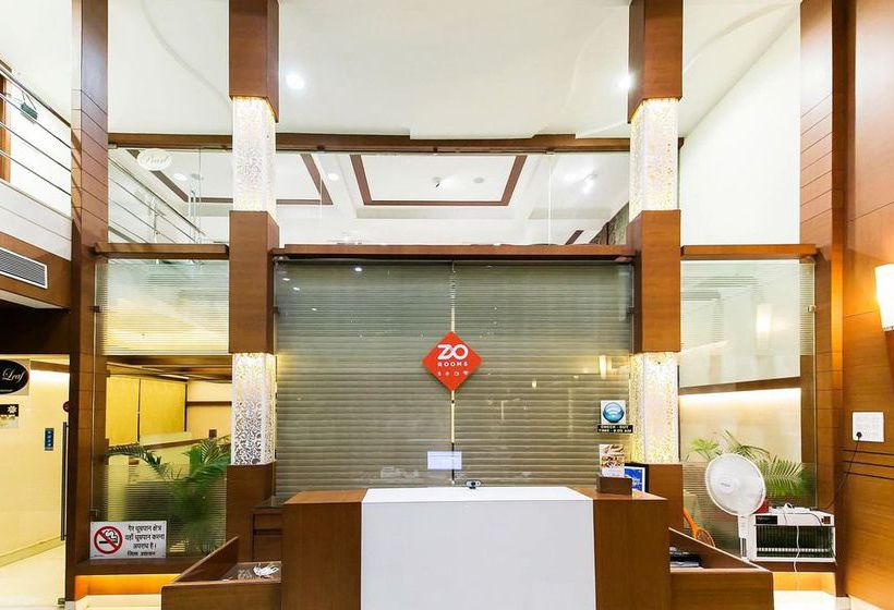 Resort Zo Rooms Amrit Tukoganj 12