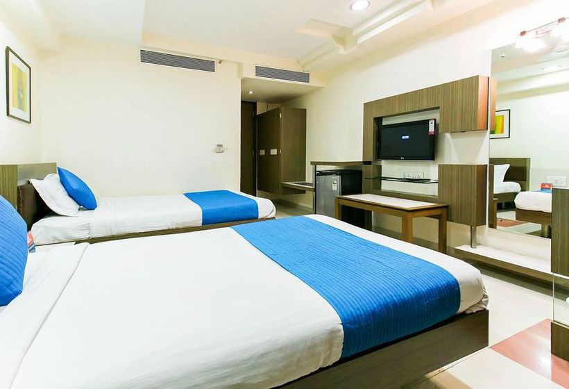 Resort Zo Rooms Amrit Tukoganj 3