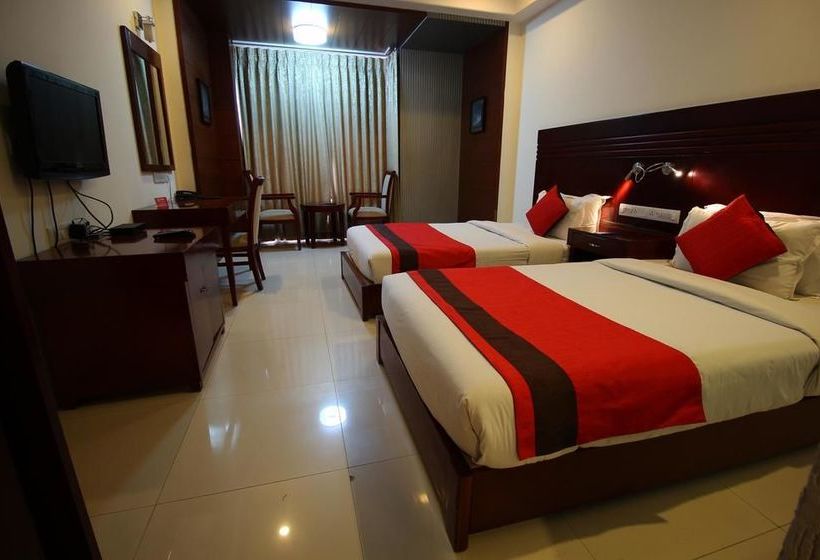 Hotel Oyo Premium Sola Sg Highway 10