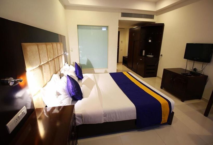 Hotel Oyo Premium Sola Sg Highway 15