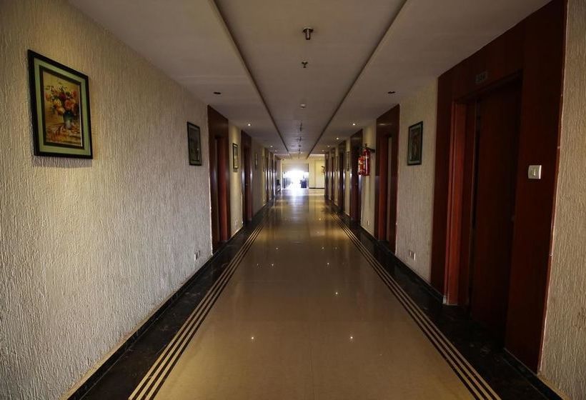 Hotel Oyo Premium Sola Sg Highway 20