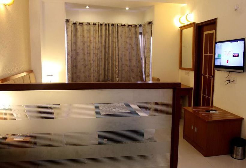 Hotel Oyo Premium Prem Mandir 11