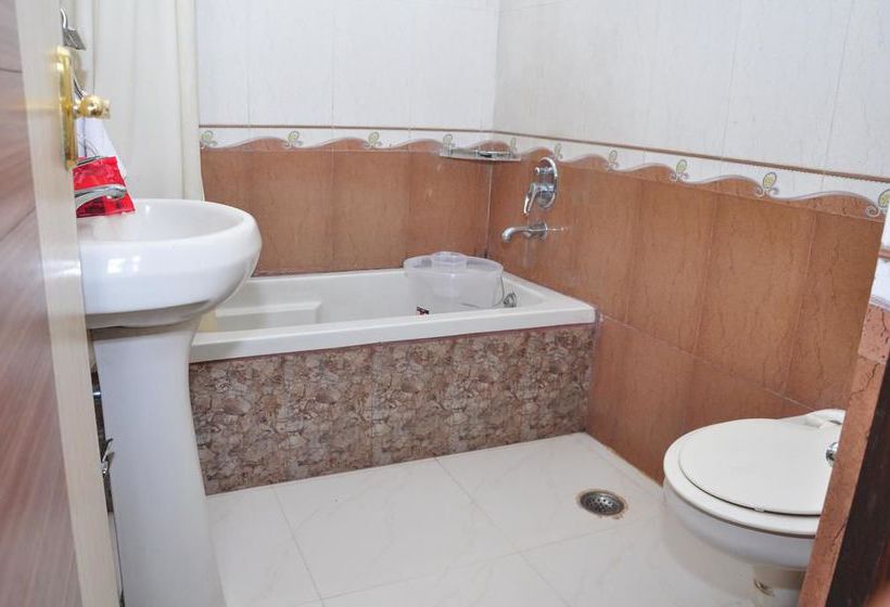 Hotel Oyo Rooms Regent Cinema Chowk Amritsar Punjab