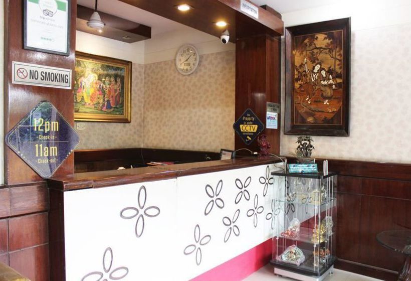 Hotel Oyo Premium Bhakti Vedanta Marg 11