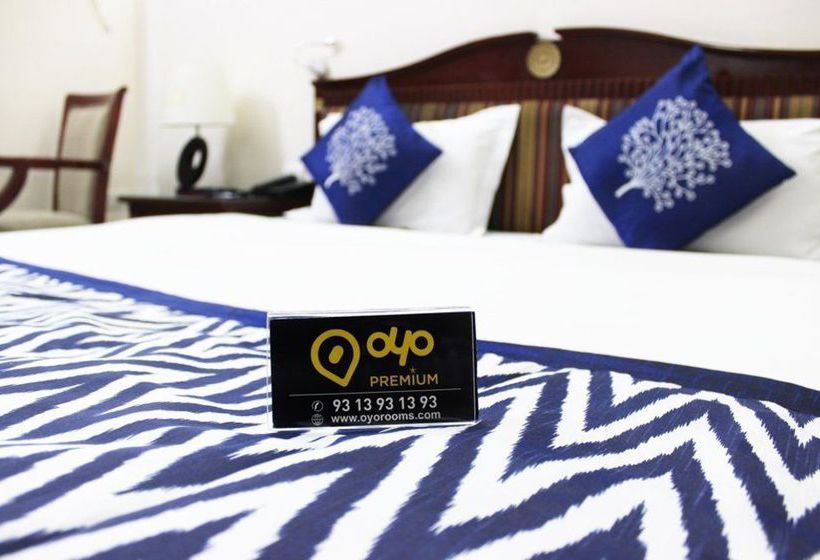 Hotel Oyo Premium Bhakti Vedanta Marg 2